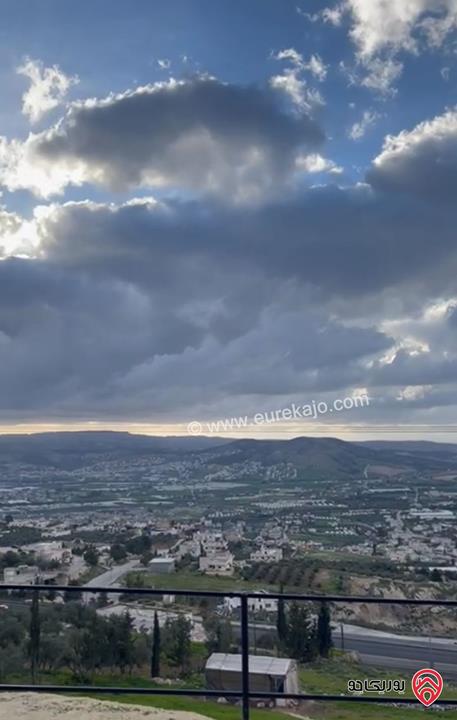 أرض مساحة 11232م للبيع في عمان - شارع الأردن سنينة أبو حامد موقع مميز مع منزل و مسبح تصلح للشاليهات أو الكافيهات بأطلالة مميزة من المالك مباشرة بسعر مميز