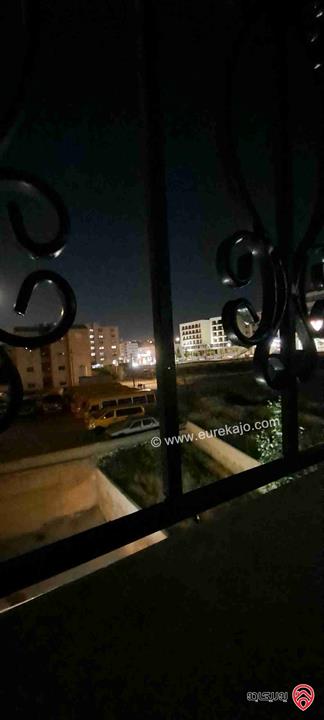 شقة طابق أول مساحة 196م للبيع في عمان - الجبيهة 