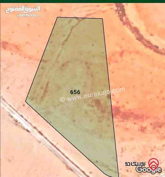 أرض للبيع مساحة 11150م في عمان - شرق الموقر المطبة الحنيفية على شارع 12 من المالك  مباشرة