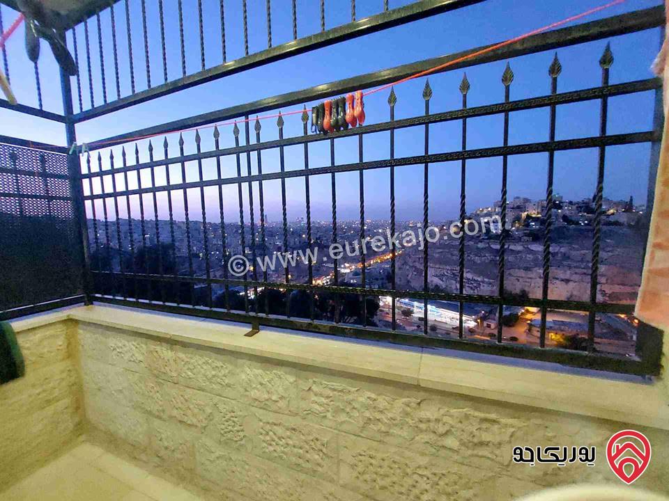 شقة مساحة 105م طابق أول للبيع في عمان - جبل الزهور