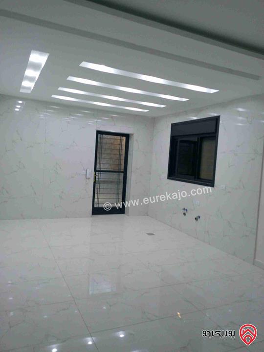 شقة طابق ارضي مساحة 178م مع تراس امامي ومدخل 30م للبيع في عمان - شفا بدران