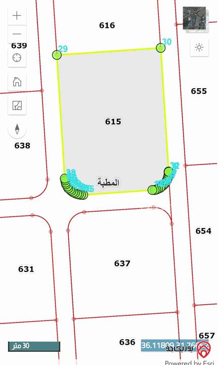 قطعة أرض على 3 شوارع مساحة 4814م للبيع في عمان - الموقر 