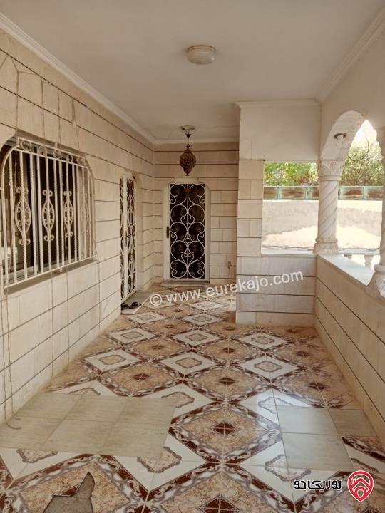 عمارة  استثمارية مساحة 350م على أرض 879م للبيع في الزرقاء - البتراوي