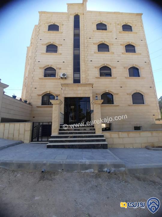 شقة سوبر ديلوكس طابق ثاني مساحة 120م للبيع في ضاحية الأمير علي 