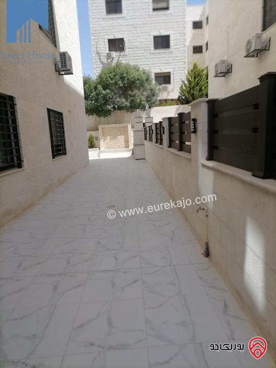 شقة فاخرة للبيع في عمان - خلدا 200م مع حديقة وترسات 250م تشطيب سوبر ديلوكس لم تسكن