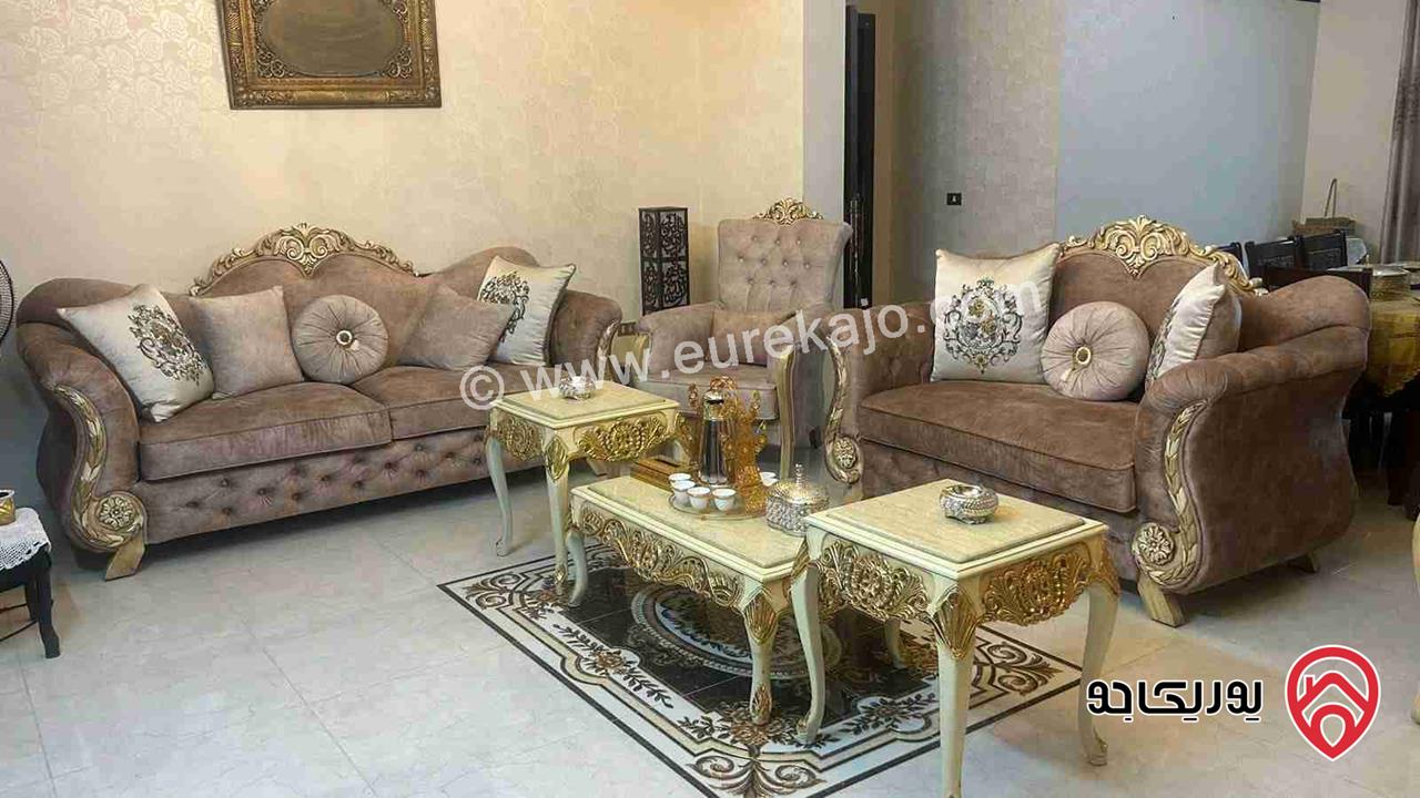 شقة طابقية مساحة 200م طابق رابع للبيع في عمان - ماركا الشمالية