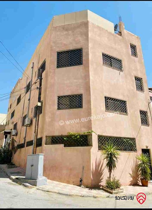 بيت مستقل مساحة 300م على أرض 150م للبيع في عمان - ماركا الشمالية خلف شركه البيسي إسكان النقب 