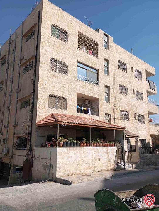 شقة سكنية مميزة مساحة 114م طابق أرضي للبيع  في الزرقاء - وادي الحجر 