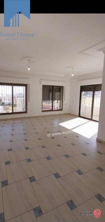 شقة مميزة للبيع في عمان - ام السماق خلف الدر المنثور طابق ثالث 175م بسعر مغري