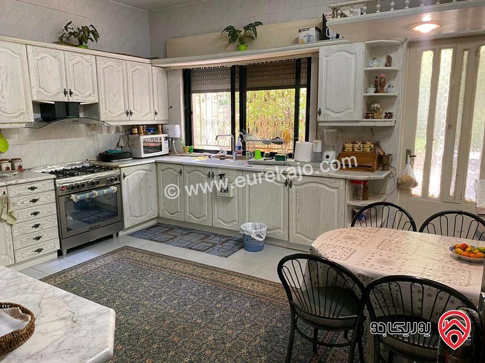 فيلا مستقلة مساحة 450م على أرض 775م للبيع في عمان - الجندويل