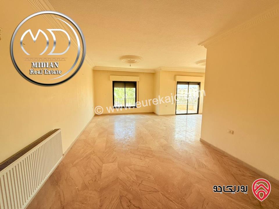 شقة فارغة للايجار في عمان - خلدا مقابل المعارف مساحة 230م 4 نوم طابق ثاني تشطيبات سوبر ديلوكس بسعر مميز