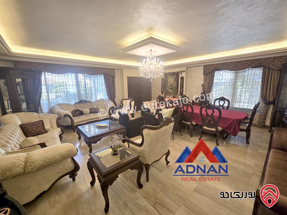 شقة أرضية مفروشة فخمة مساحة 230م مع حديقة 350م و كراج و مدخل خاص للإيجار في عمان - الرابية