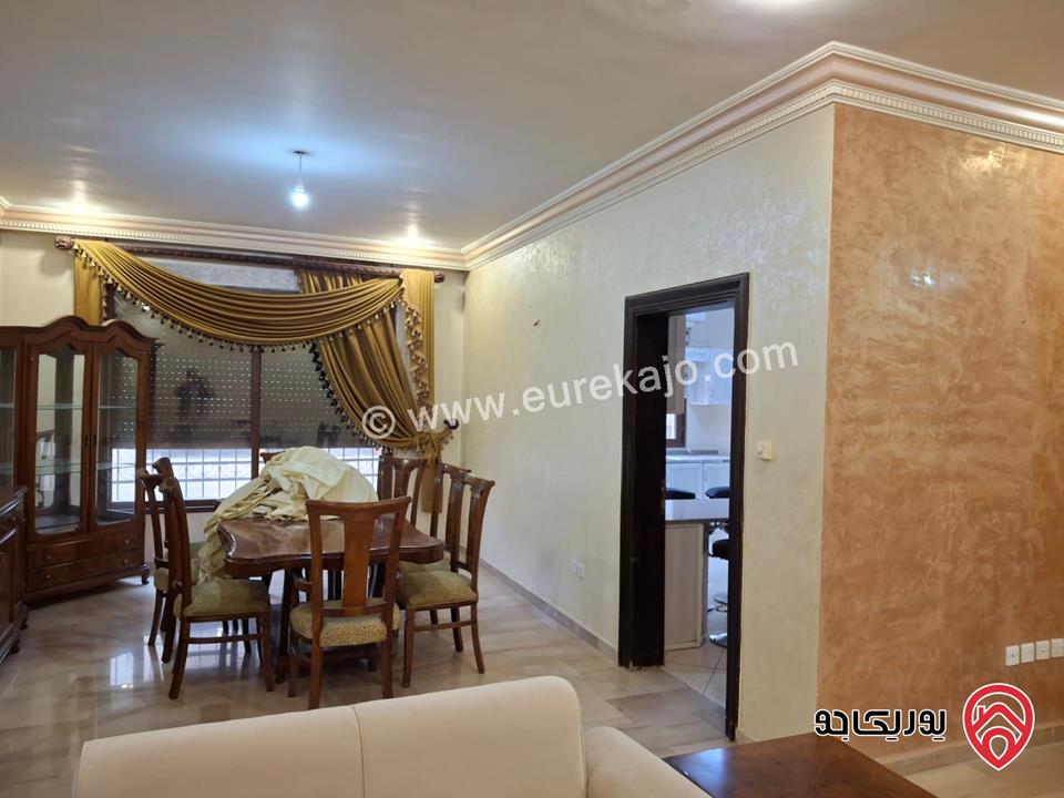 شقة أرضية مساحة 215م داخلي و 70م خارجي للبيع في عمان - عبدون