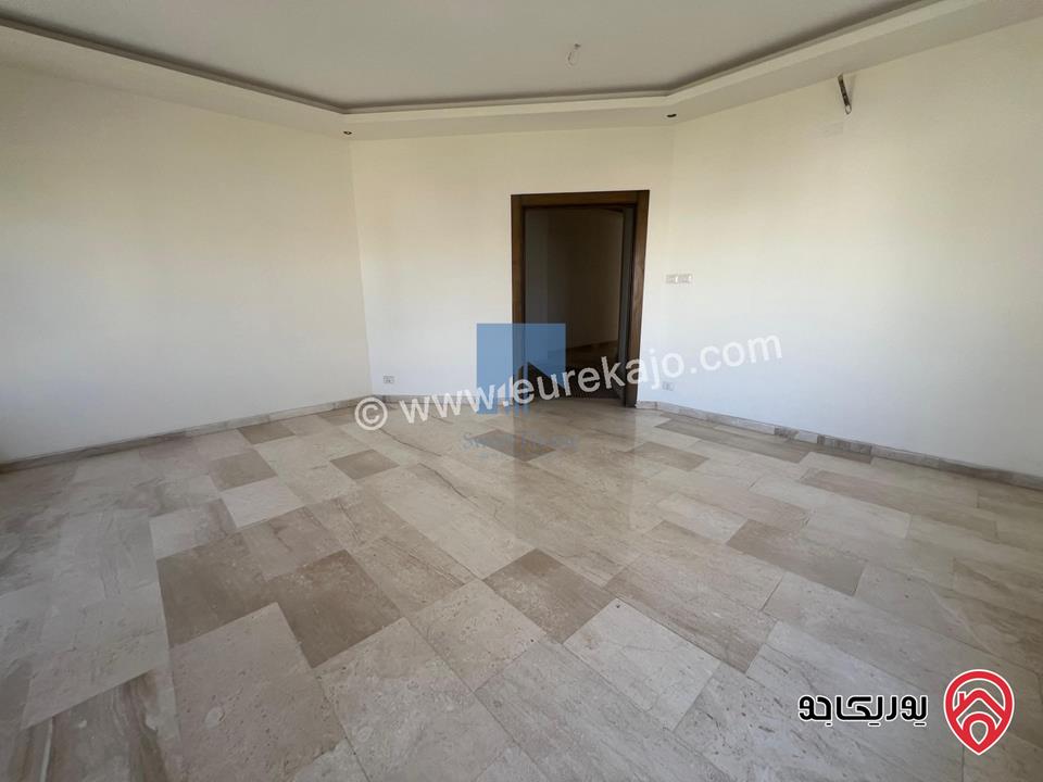 شقة طابق ثاني 167م تشطيب سوبر ديلوكس للبيع في عمان - خلدا