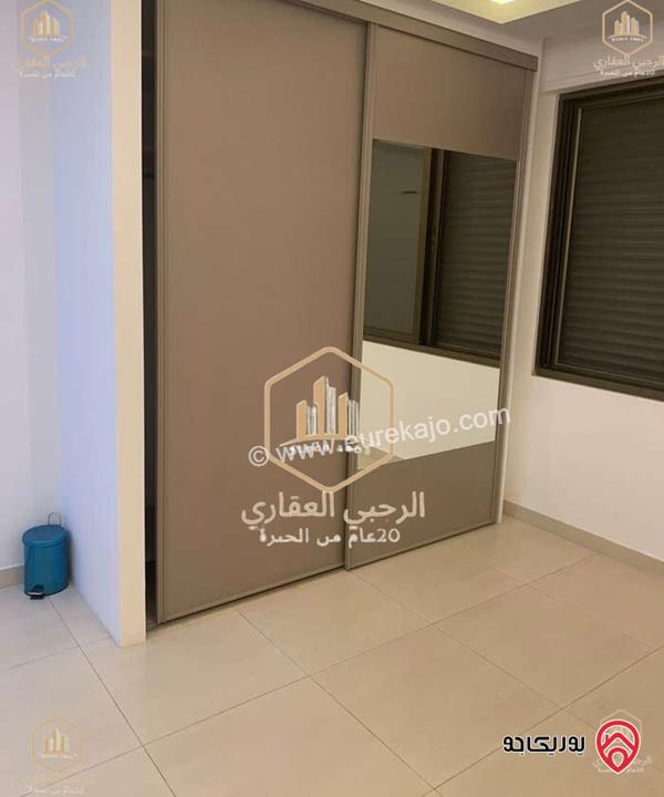 شقة سوبر ديلوكس شبه أرضية مساحة 95م داخلي و 40م خارجي للبيع في عمان - الدوار الرابع 