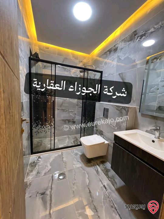 شقة أرضية فاخرة لم تسكن مساحة 150م داخلي و 30م خارجي للايجار في عمان - الياسمين