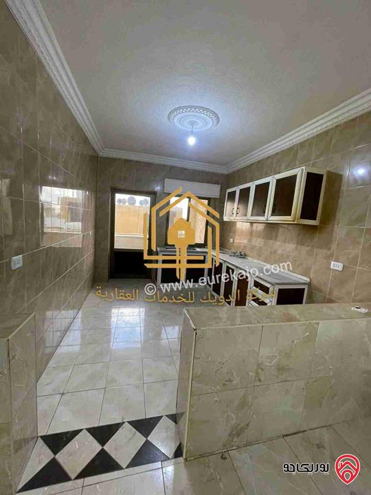 شقة مساحة 140م طابق ثاني للايجار في عمان - ضاحية الياسمين