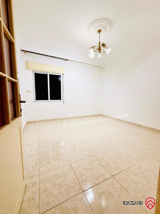 شقة مساحة 125م طابق ثاني للبيع في عمان - طبربور 