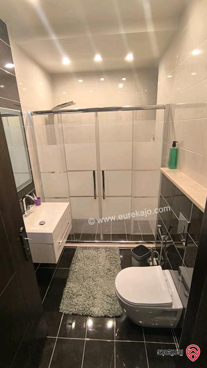 شقة طابق أول مساحة 160 متر للبيع في عمان - مرج الحمام