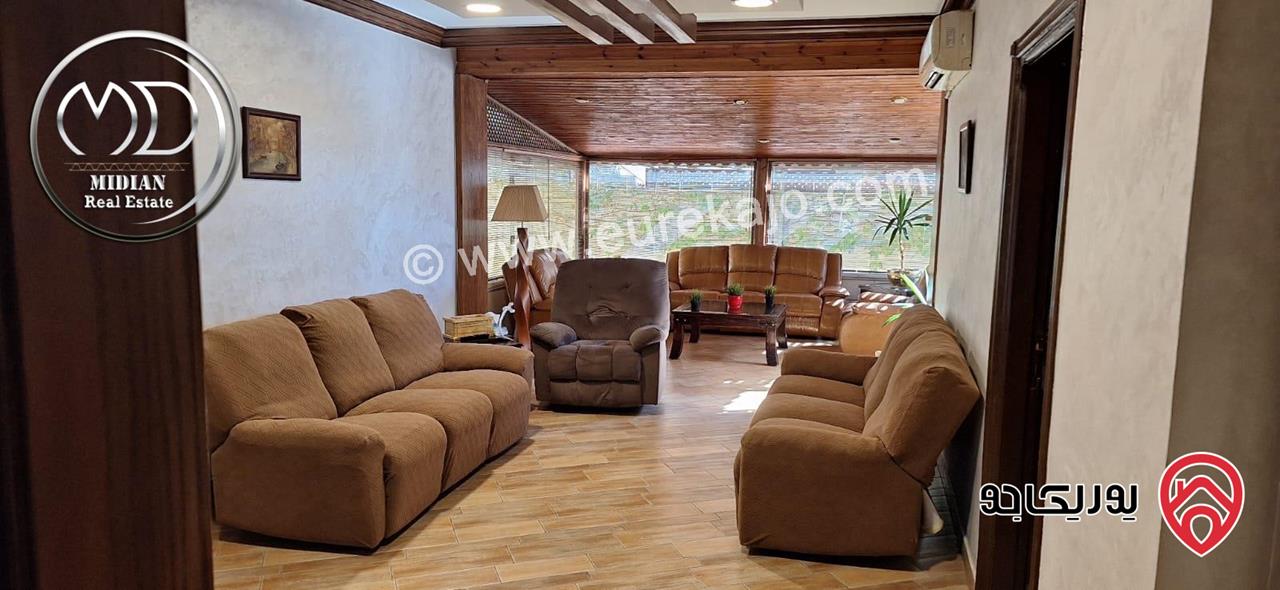 شقة ارضية دوبلكس للبيع في عمان - خلدا مساحة 260م مع ترس و حديقة 200م تشطيبات سوبر ديلوكس بسعر مميز جداً