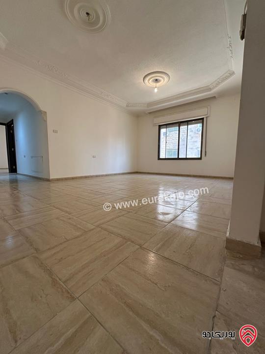 شقة طابق ثاني مساحة 191م للايجار في عمان - خلدا