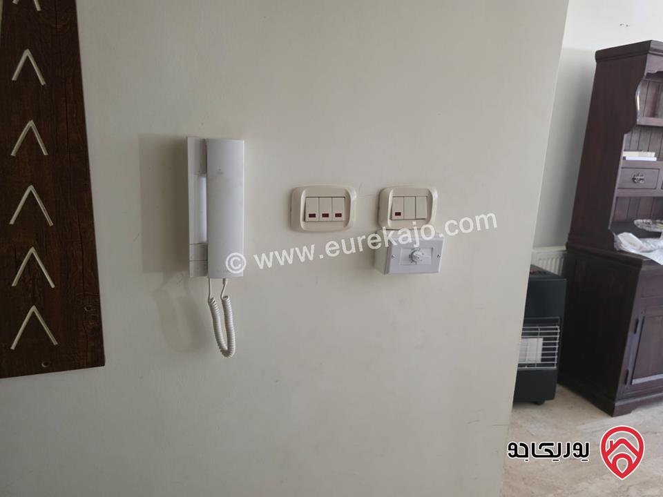 شقة طابق ثالث مساحة 180م للبيع في عمان - خلدا 