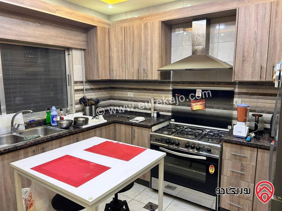 شقة طابق أول مساحة 160م للبيع في عمان - الشميساني