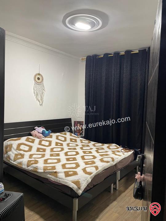 شقة مساحة 82م طابق ثالث للبيع في عمان - الجبيهة