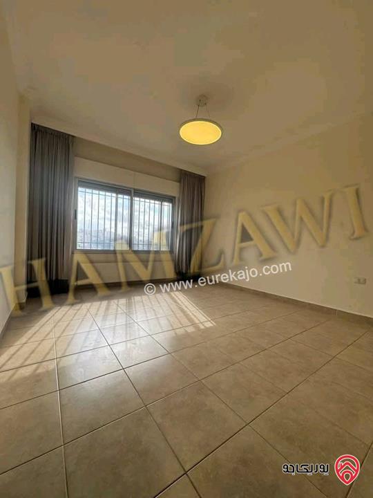 شقة ديلوكس فاخرة مساحة 190م طابق ثاني للايجار في عمان - الكرسي