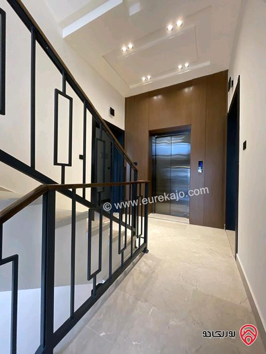 شقة فارغة أرضية مساحة 165م داخلي و 180م خارجي للايجار في عمان - حي الصحابة 