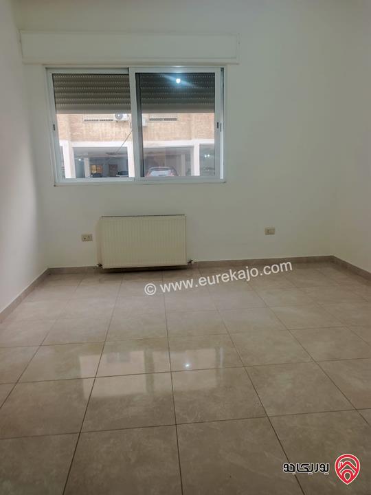 شقة طابق أول مساحة 200م للايجار في عمان - ام السماق 