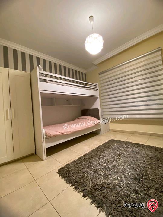 شقة مفروشة فاخرة مساحة 110م طابق ثالث للإيجار في عمان - دير غبار