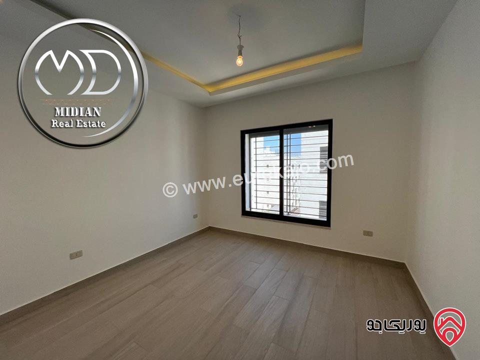 شقق جديدة فارغة للايجار في عمان - الكرسي مساحات 180م تشطيبات و ديكورات فاخرة اطلالة جميلة