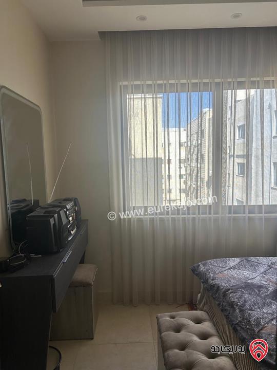 شقة ديلوكس طابق ثالث مساحة 70م للبيع في عمان - عبدون الشمالي 