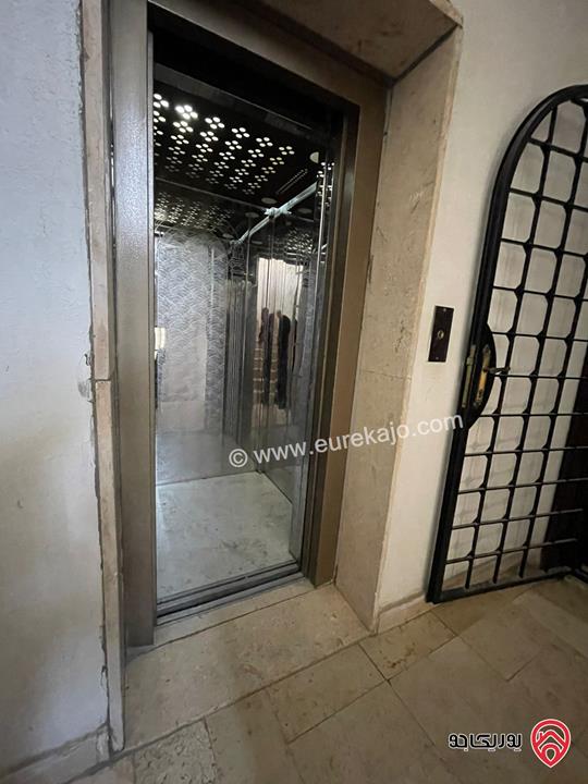 روف طابقينمساحة 233م داخلي و 127م خارجي للبيع في عمان - الجاردنز