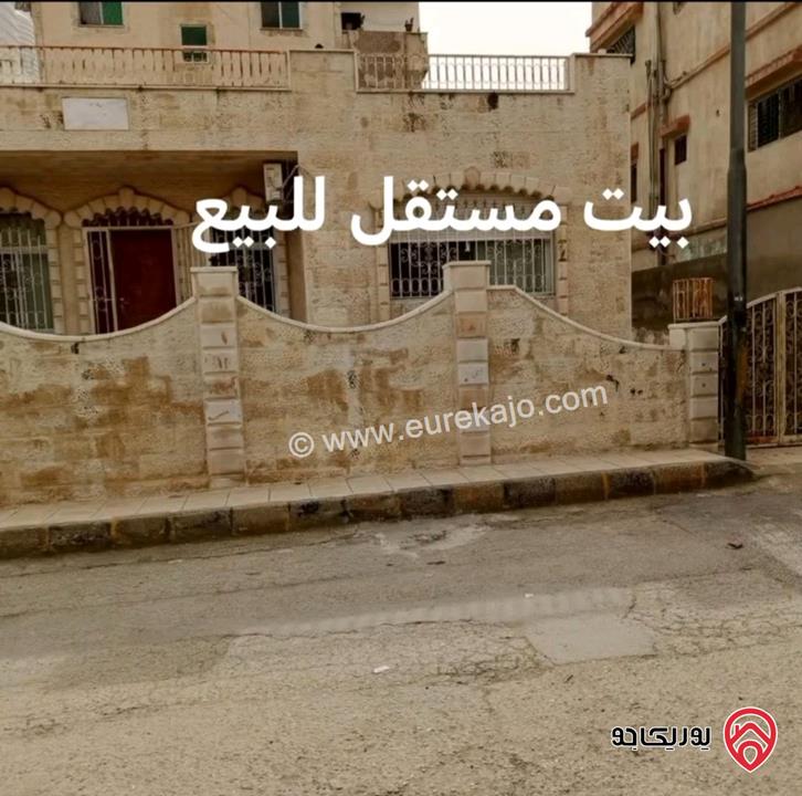 منزل مستقل مساحة 400م على أرض 411م للبيع في عمان - ماركا