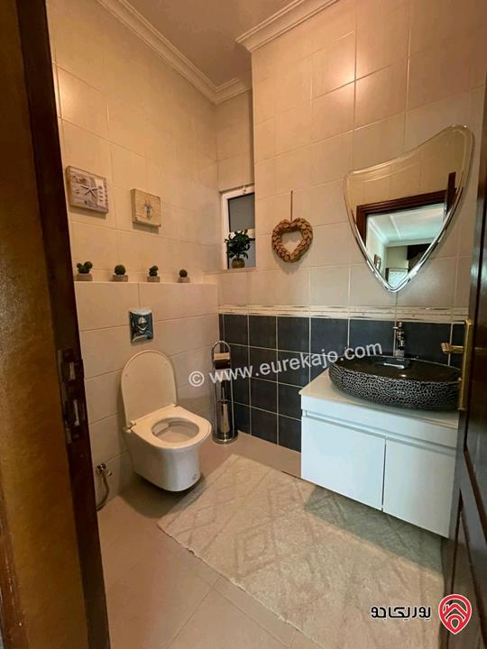 شقة فاخرة مساحة 213م طابق ثاني للبيع في عمان - مرج الحمام قرب دوار البرديني 