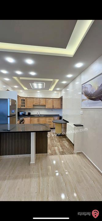 شقة طابق ثالث مساحة 108م للبيع في عمان - عبدون