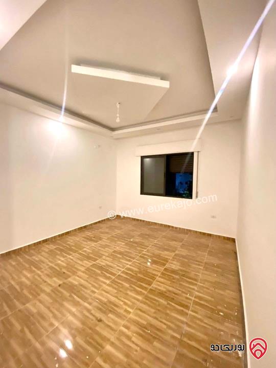 شقة مميزة طابق ثالث مساحة 145م للبيع في عمان - ابو علندا اسكان الكهرباء 