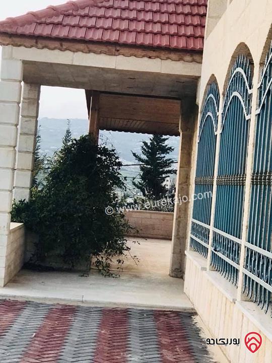 فيلا مساحة 500م على أرض 3 دونم و 750م للبيع في جرش 