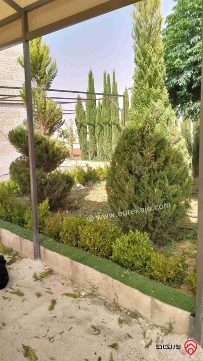 بيت ومزرعة مساحة البناء 265م على أرض 1 دونم للبيع في عمان - رجم الشامي