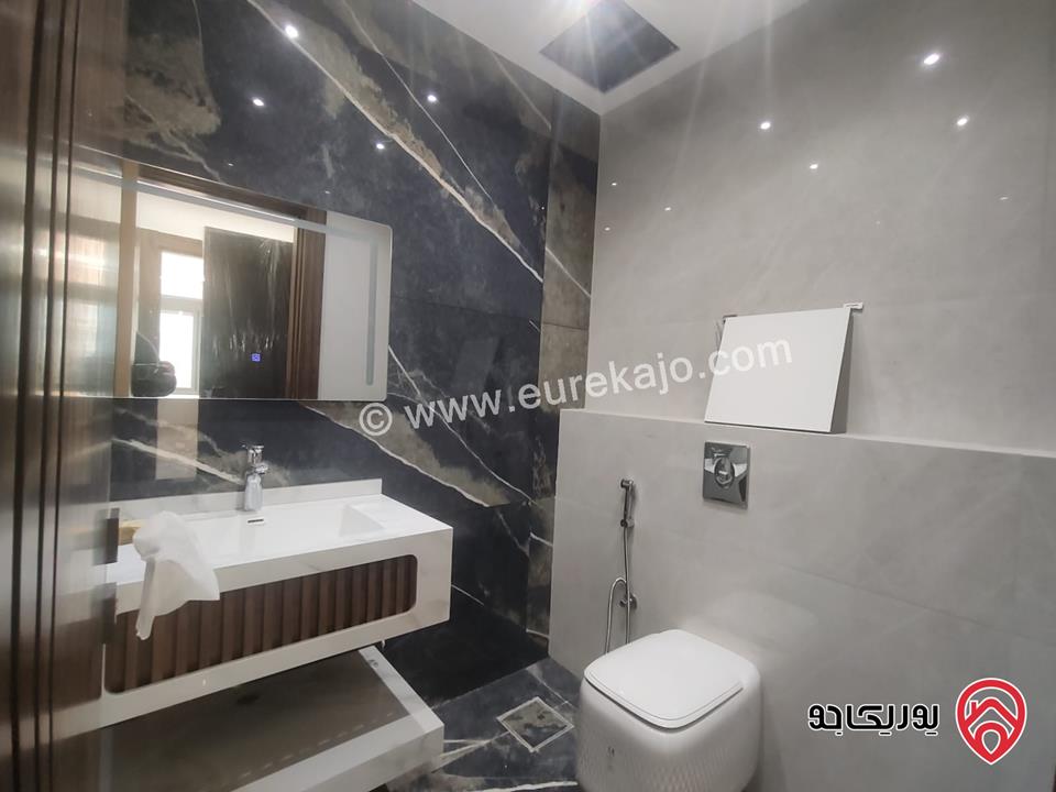 شقق مساحة 217م / 220م للبيع في عمان - ام اذينة الشمالي 