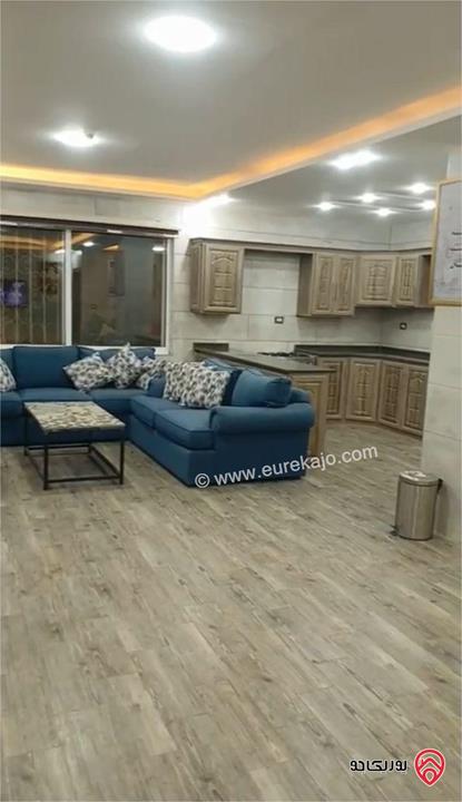 مزرعة نموذجية للبيع في السلط / جلعد مساحة الارض 5000م والبناء 250م مساحة الحديقة 4000 م والترس 500 م موقع اطلالة مميز 