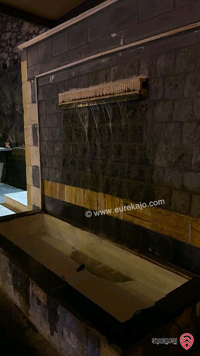 مزرعة مساحة الأرض 2 دونم و 300م والبناء 140م للبيع في عمان - منطقة البيضاء 