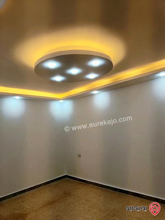 شقة طابق اول مساحة 131م للبيع في الزرقاء الجديدة