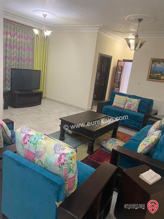 شقة ديلوكس طابق اول مساحة 205م للبيع في عمان - الرابية