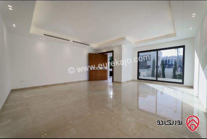 فلل متلاصقة عدد 2 مكونة من طابقين وروف دوبلكس مساحة الأرض لكل فيلا 500م للبيع في عمان - عبدون       	 