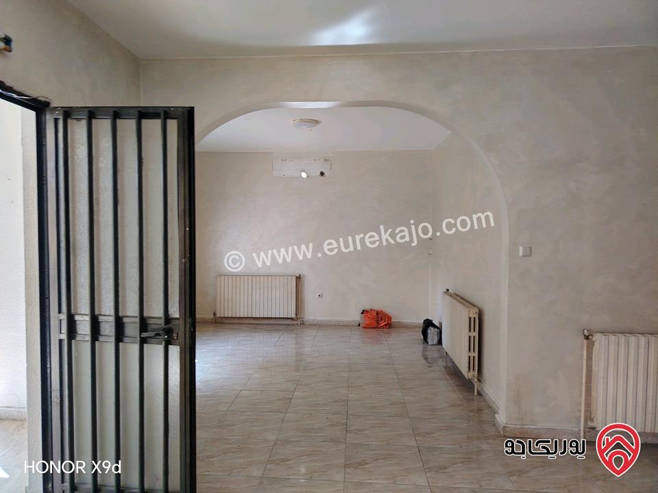 بيت مستقل مساحة 180م على ارض 373م للبيع في عمان - طبربور