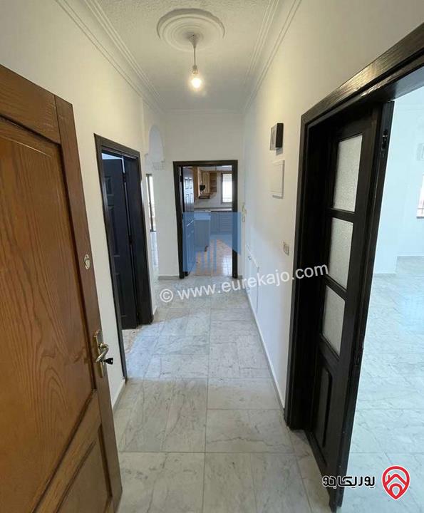 شقة مميزة للبيع في عمان - خلدا قرب المدارس المستقلة طابق ثالث 190م تشطيب سوبر ديلوكس