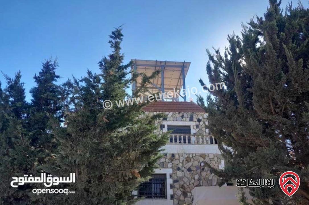 فيلا دوبلكس مساحة 300م على أرض 480م للبيع في مغاريب السلط 